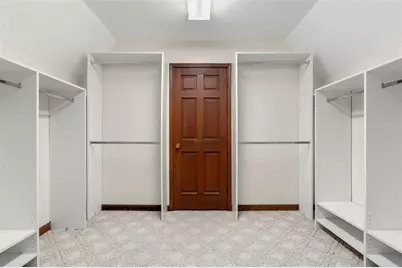 2932 Village Drive, Marietta, GA 30062 - Photo 23