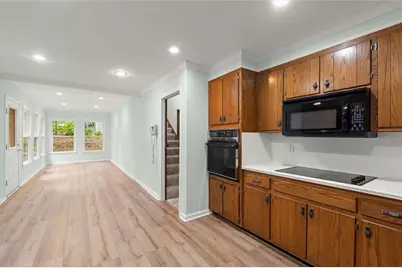 2932 Village Drive, Marietta, GA 30062 - Photo 13