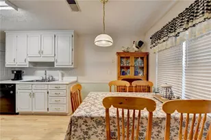 940 Willow Springs Ct, Loganville, GA 30052 - Photo 5