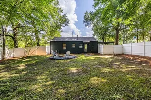 1802 La Dawn Ln NW, Atlanta, GA 30318 - Photo 31