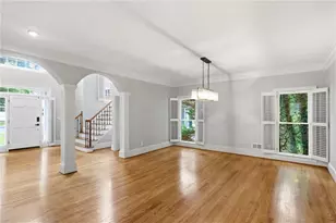 4563 Fountain Dr, Marietta, GA 30067 - Photo 5