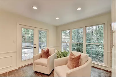 585 Cambridge Way, Sandy Springs, GA 30328 - Photo 23