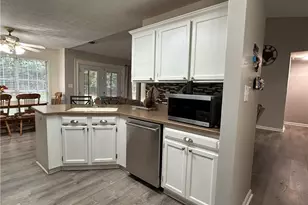 113 Timberwood Dr, Stockbridge, GA 30281 - Photo 11