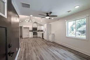 830 SE High Street SE, Gainesville, GA 30501 - Photo 3