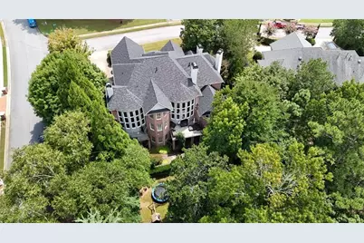 8190 Nesbit Ferry Road, Sandy Springs, GA 30350 - Photo 65