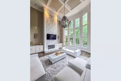 8190 Nesbit Ferry Road, Sandy Springs, GA 30350 - Photo 9