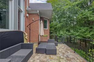 8190 Nesbit Ferry Rd, Sandy Springs, GA 30350 - Photo 47