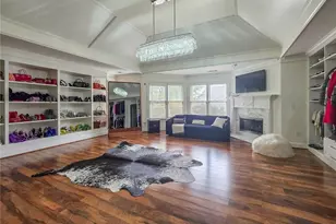 8190 Nesbit Ferry Rd, Sandy Springs, GA 30350 - Photo 27