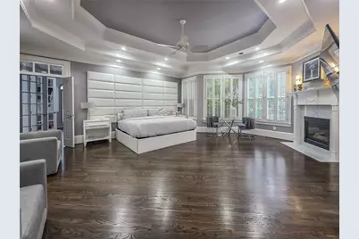 8190 Nesbit Ferry Road, Sandy Springs, GA 30350 - Photo 41