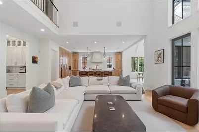 4847 Lake Forrest Drive, Sandy Springs, GA 30342 - Photo 11