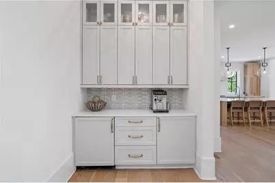 4847 Lake Forrest Drive, Sandy Springs, GA 30342 - Photo 7