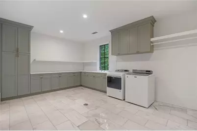 4847 Lake Forrest Drive, Sandy Springs, GA 30342 - Photo 29