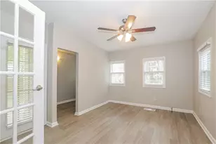 442 Sherwood Oaks Rd, Stone Mountain, GA 30087 - Photo 11