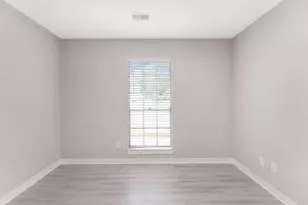 2053 Wellborn Rd, Lithonia, GA 30058 - Photo 17