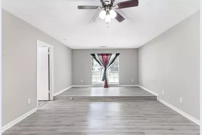 2053 Wellborn Road, Lithonia, GA 30058 - Photo 13
