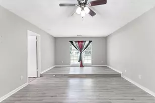 2053 Wellborn Rd, Lithonia, GA 30058 - Photo 13