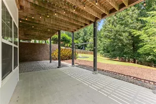 5620 Battle Ridge Dr, Flowery Branch, GA 30542 - Photo 39