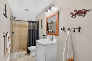 209 Amberleigh Cir, White, GA 30184 - Photo 17