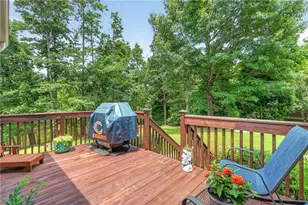 209 Amberleigh Cir, White, GA 30184 - Photo 7