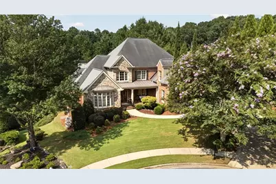 302 Moss Court, Woodstock, GA 30188 - Photo 1
