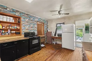 127 White St, Tallapoosa, GA 30176 - Photo 9