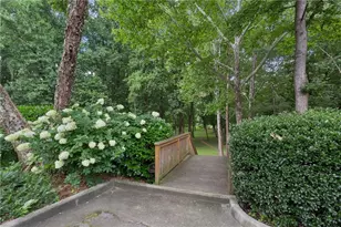 4446 Paces Battle NW, Atlanta, GA 30327 - Photo 29