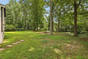6385 Lobelia Rd SW, Mableton, GA 30126 - Photo 17