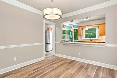 44 Mount Vernon Circle, Sandy Springs, GA 30338 - Photo 5