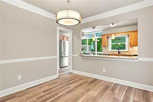 44 Mt Vernon Cir, Sandy Springs, GA 30338 - Photo 5