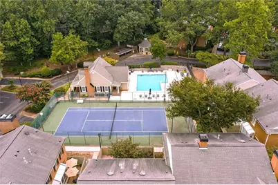 44 Mount Vernon Circle, Sandy Springs, GA 30338 - Photo 15