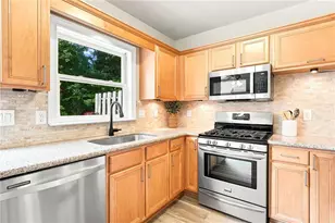 44 Mt Vernon Cir, Sandy Springs, GA 30338 - Photo 7