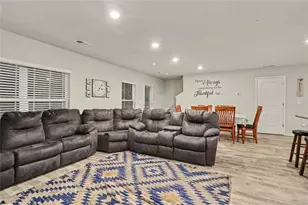 186 Brasch Park Dr, Grantville, GA 30220 - Photo 5