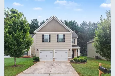 186 Brasch Park Drive, Grantville, GA 30220 - Photo 1
