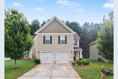 186 Brasch Park Drive, Grantville, GA 30220 - Photo 1