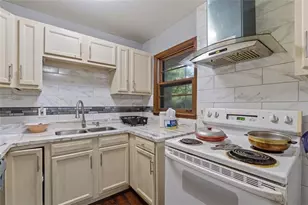 4642 Bartlett Rd, Forest Park, GA 30297 - Photo 11