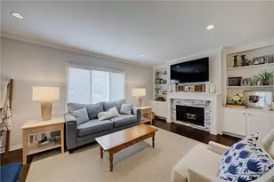 13 Ivy Square Northeast, Atlanta, GA 30342 - Photo 9