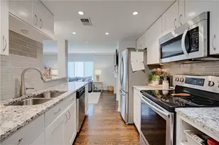 13 Ivy Square Northeast, Atlanta, GA 30342 - Photo 17