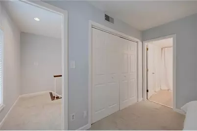 13 Ivy Square NE, Atlanta, GA 30342 - Photo 25