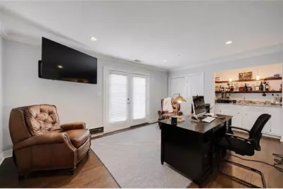 13 Ivy Square NE, Atlanta, GA 30342 - Photo 27