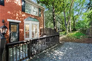 101 Defoors Mill Dr NW, Atlanta, GA 30318 - Photo 21