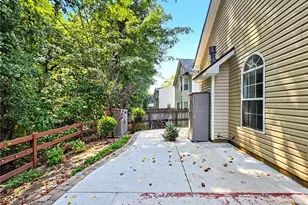 3235 Liberty Commons Dr NW, Kennesaw, GA 30144 - Photo 29