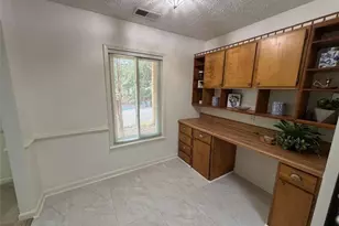 878 Lake Hollow Blvd, Marietta, GA 30064 - Photo 9