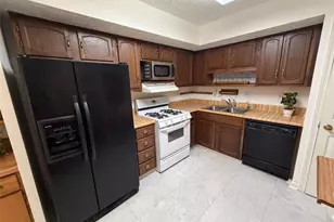 878 Lake Hollow Blvd, Marietta, GA 30064 - Photo 7