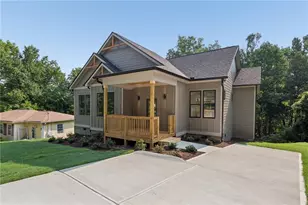 2782 Mango Cir NW, Atlanta, GA 30318 - Photo 3