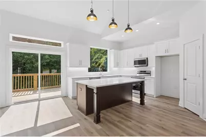 2782 Mango Circle NW, Atlanta, GA 30318 - Photo 11