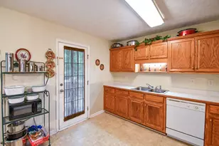 3864 Amber Glen Ln, Gainesville, GA 30507 - Photo 15