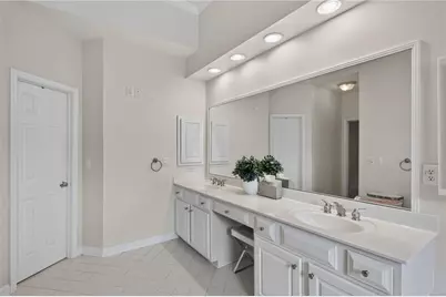 4678 Ivygate Circle SE #8E, Atlanta, GA 30339 - Photo 9