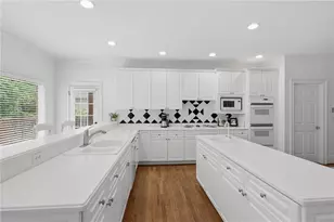 12125 Helleri Hollow, Johns Creek, GA 30005 - Photo 13