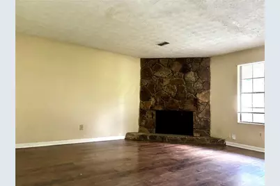 3901 Wood Path Drive, Stone Mountain, GA 30083 - Photo 3
