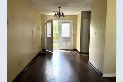 3901 Wood Path Drive, Stone Mountain, GA 30083 - Photo 5